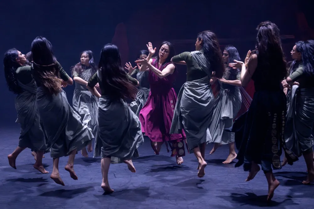 "Thikra", Akram Khan Company © Camilla Greenwell